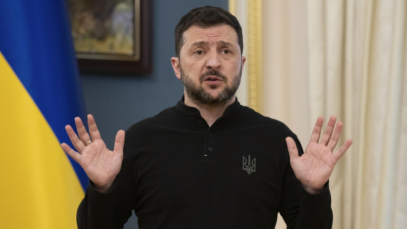 Зеленский пожаловался на смещение внимания с Украины на Иран и Израиль